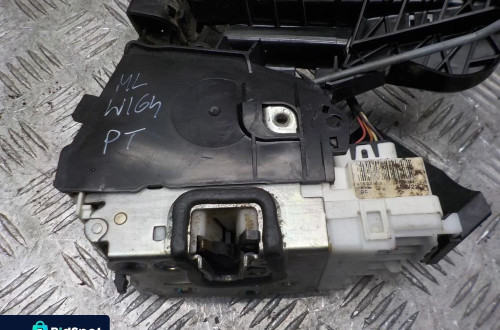 MERCEDES ML W164 ZAMEK DRZWI PRAWE TYŁ