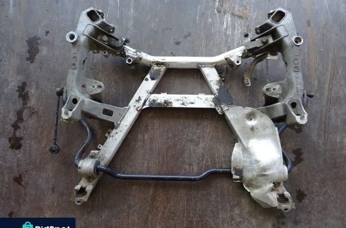 BMW E39 LIFT 00-03 2.5B SANKI WÓZEK SILNIKA