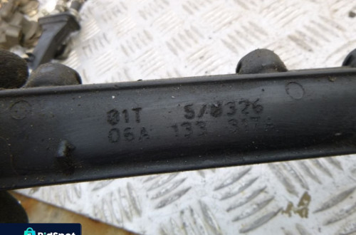 vw golf listwa wtryskowa zawor cisnienia paliwa 06a133317a 037133035