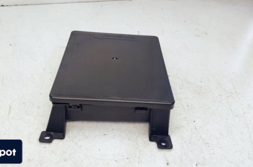OBUDOWA STEROWNIKA BLUETOOTH AUDI A3 A4 8P0035619C
