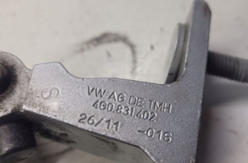ZAWIAS DRZWI PRAWY TYŁ AUDI A6 C7 A7 4G0831402