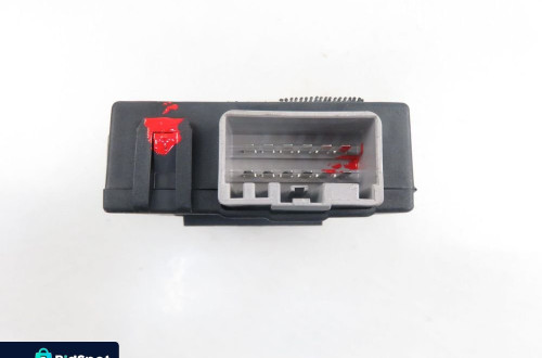 STEROWNIK HAKA VOLVO S40 II (MS) 8698475
