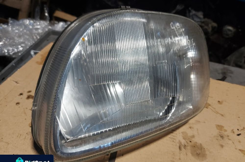 Reflektor lampa lewa przód lewy Nissan Micra '99 ANGLIK
