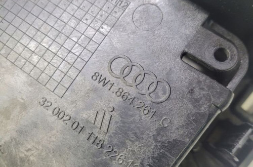 RAMKA TUNEL ŚRODKOWY AUDI A4 B9 A5 8W 8W1863261C