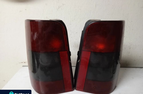 LAMPA TYLNA LEWA LUB PRAWA CITROEN BERLINGO PARTNER 96-08