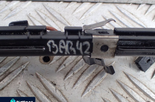 WIĄZKA POMPOWTRYSKÓW PASSAT B6 2.0 TDI 038971803 RADOM