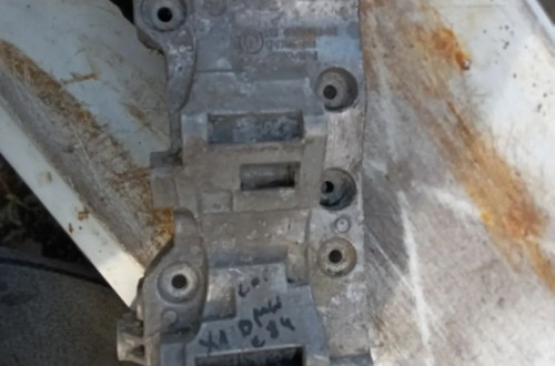 BMW F10 2.0D LAPA MOCOWANIE ALTERNATORA 8506863