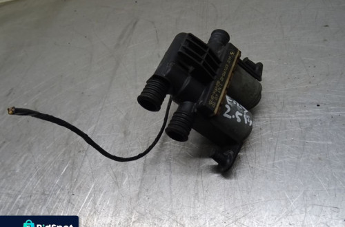 BMW E39 LIFT 00-03 2.5B ELEKTROZAWÓR WODY 8374995-02