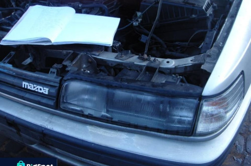 REFLEKTORY MAZDA 626 -92