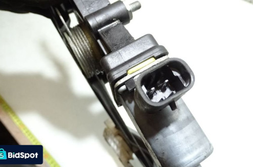 PODNOŚNIK SZYB LEWY PRZÓD FIAT PANDA III 52060644