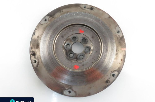 KOŁO ZAMACHOWE  SPRZĘGŁO AURIS I 1.4 D-4D