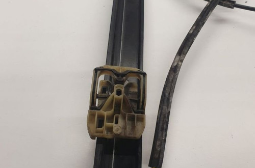 MECHANIZM SZYBY PRAWY PRZÓD AUDI A6 C7 4G0837462