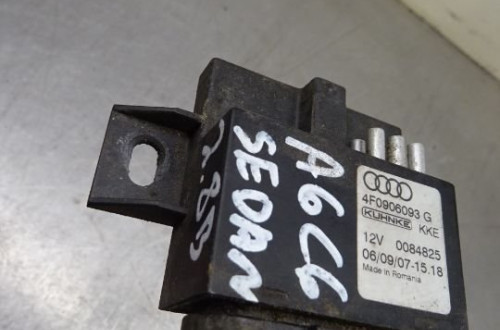 AUDI A6 C6 04-07 2.8 V6 SEDAN STEROWNIK POMPY PALIWA 4F0906093G