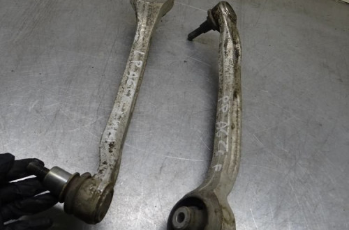 AUDI A6 C6 KOMBI 04-07 2.0T WAHACZ LEWY PRAWY