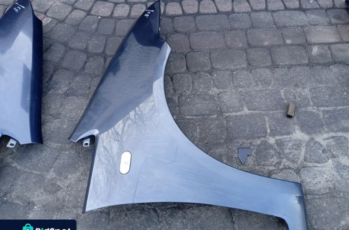 BŁOTNIK LEWY LUB PRAWY FORD C-MAX 07-10 KOD KOLORU H4