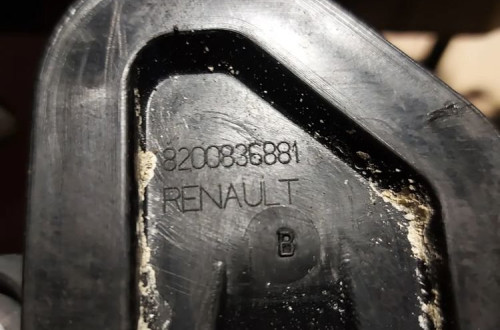 Odma oleju Renault Trafic Opel Vivaro 2.0 dci 8200836881