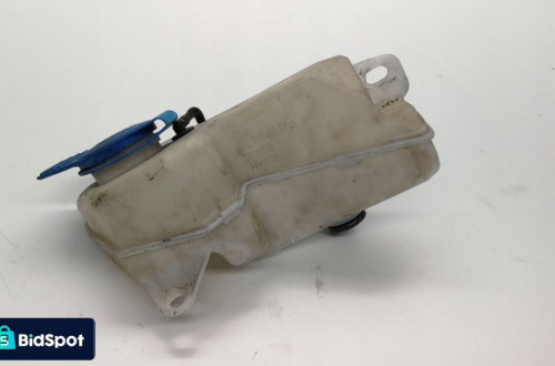 WLEW PŁYNU DO SPRYSKIWACZY AUDI A4 B7 8E0955451AP