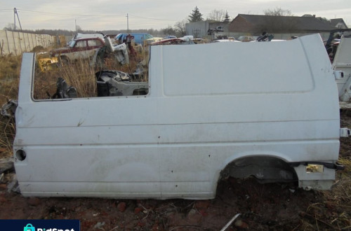 BOK KAROSERII LEWY VOLKSWAGEN T4