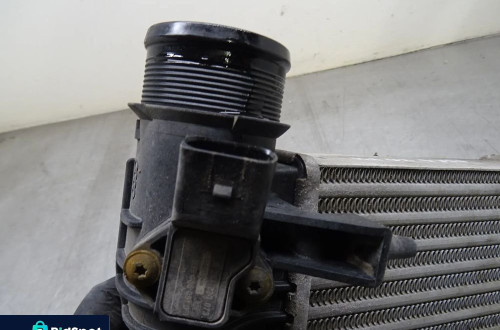 AUDI A6 C6 KOMBI 04-07 2.0T INTERCOOLER 4F0145805AA