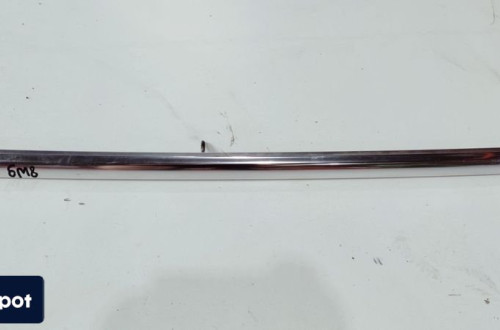 RELING DACHOWY CHROM PRAWY AUDI A4 B9 8W9860022D