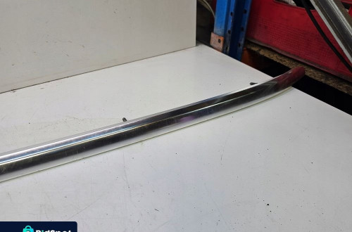 RELING DACHOWY CHROM LEWY AUDI A4 B9 8W9860021D