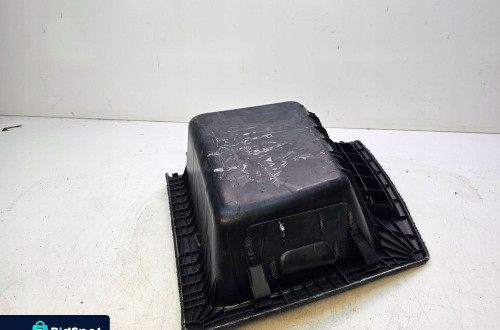 TAPICERKA BOCZEK BAGAŻNIKA AUDI A6 C6 4F9863880B