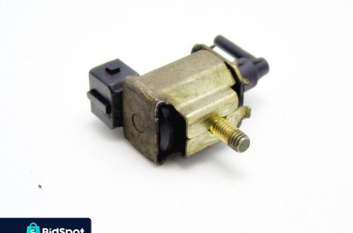 Elektrozawór K5T48277 2.0 16V Galant Lancer Space