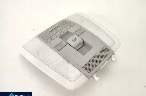 LAMPKA PODSUFITKI WNĘTRZA MERCEDES C W204 S204 A2048209001