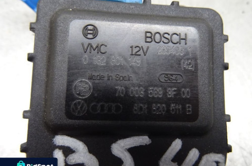 VW PASSAT B5 LIFT 2.0B SILNICZEK NAGRZEWNICY 8D1820511B
