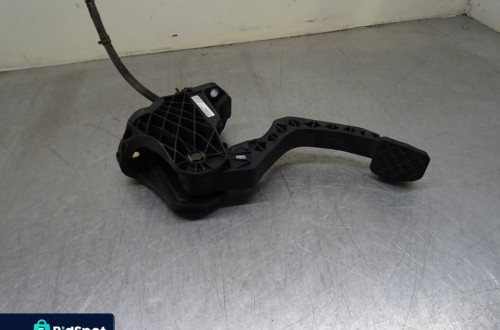 VW GOLF V 03-09 1.4MPI PEDAŁ SPRZĘGŁA 1K1721059BA