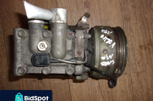 KOMPRESOR KLIMATYZACJI VOLVO S40 V40 MB958178