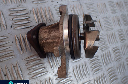 POMPA WODY 1S7G-8501 FORD 1,8 BENZYNA Q7DA RADOM