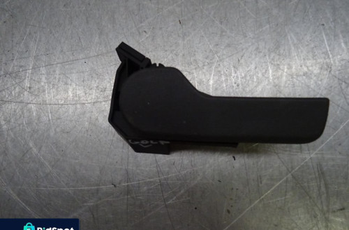 VW GOLF V 03-09 1.4MPI RĄCZKA OTWIERANIA MASKI