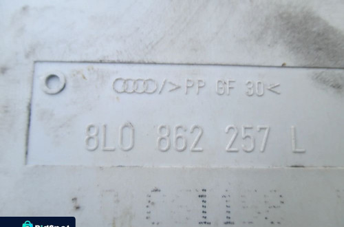 Pompka centralnego zamka Audi A3 A4 8L0862257L