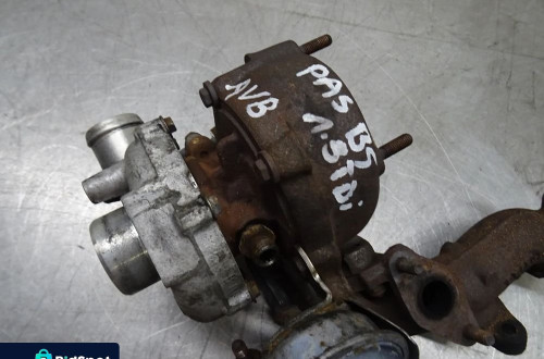 PASSAT B5 FL SEDAN 1.9TDI TURBOSPRĘŻARKA TURBINA 028145702R