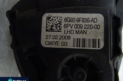 VOLVO V70 III 07-12 2.4D POTENCJOMETR GAZU 6G92-9F836AD
