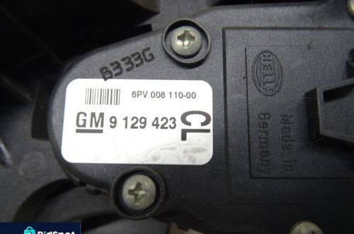OPEL CORSA C LIFT 03-06 1.3CDTI PEDAŁ POTENCJOMETR GAZU 9129423