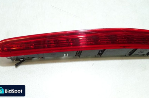 ŚWIATŁO STOPU OPEL ASTRA H 1.8 13276281