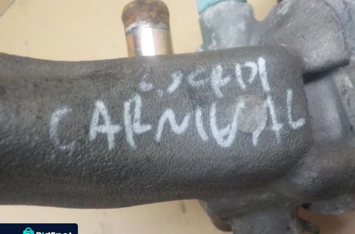 KIA CARNIVAL 2.9 OBUDOWA TERMOSTATU