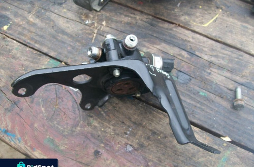 Rozdzielacz Paliwa Focus II 1.8TDCI 4M5Q 9D280DB