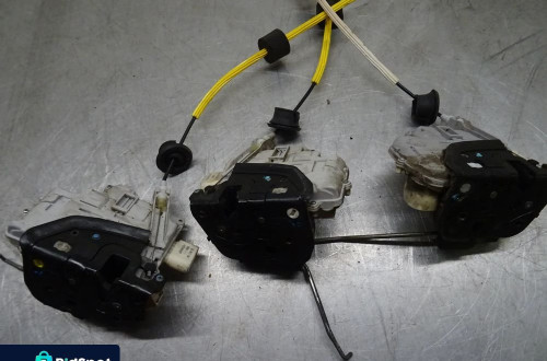 AUDI A6 C6 KOMBI 04-07 2.0T ZAMEK DRZWI PRAWY LEWY TYŁ TYLNY PRZÓD PRZEDNI