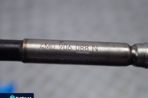 CZUJNIK TEMPERATURY SPALIN A6 A7 Q7 4M0906088N RADOM