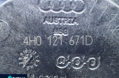 AUDI VW POMPA WODY 4H0121671D RADOM