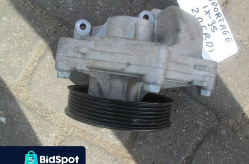 POMPA WODY KIA SPORTAGE 10- / IX35 2.2 CRDI