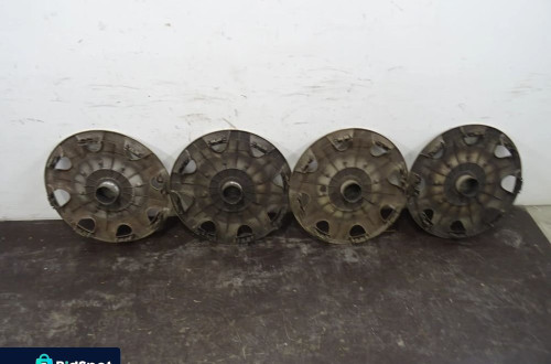 KOŁPAKI DEKLE R15 VOLKSWAGEN