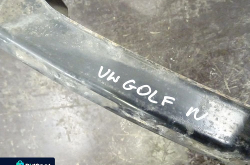 VW GOLF IV HB 5D 1.9TDI BELKA WZMOCNIENIE ZDERZAKA TYŁ TYLNA