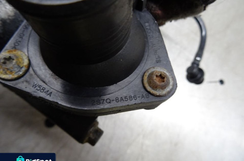 FORD MONDEO MK3 LIFT 03-07 2.0TDCI OBUDOWA TERMOSTATU POMPA VACU VACUM 2S7Q-8A586AB