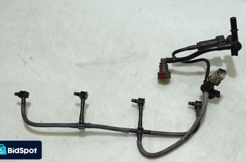 LISTWA PRZELEWOWA FORD FOCUS MK2 1.8TDCI 4R80-9F951-AA