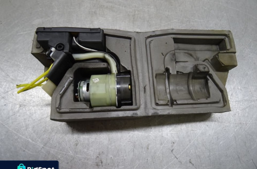 MERCEDES W168 LIFT 01-04 POMPKA ZAMKA CENTRALNEGO A1688000035 / 1688000348