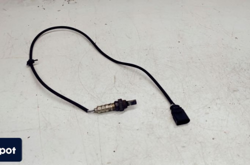 CZUJNIK TEMPERATURY SPALIN SONDA 06E906265E